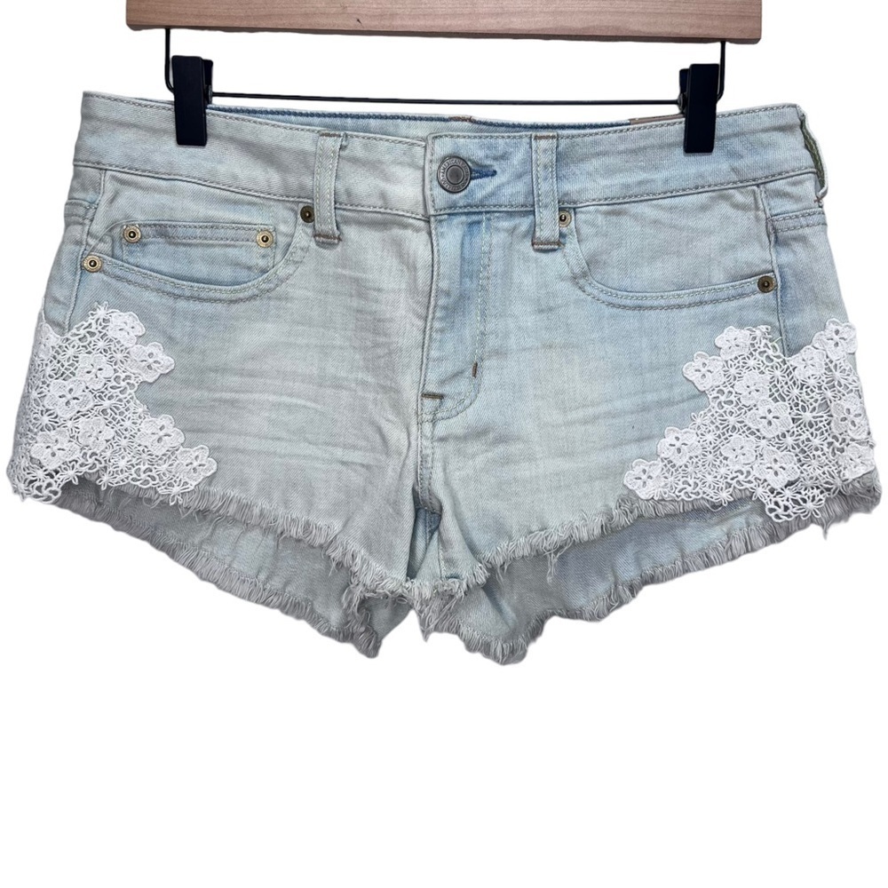 American Eagle Festival Shortie Shorts Crocheted Floral Lace Sz 8 NWT Brand New